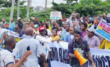Protesters around Moshood Abiola National Stadium, Abuja Aug. 1, 2024 as they defied processing by police. (Credit: TruthNigeria)