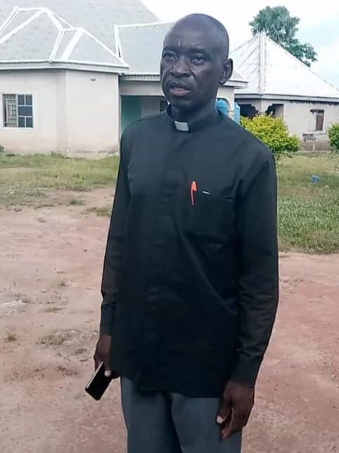 Rev. Shimo Terlumun of Universal Reformed Christian Church (known as NKST) after his return. Credit: Mike Odeh James.