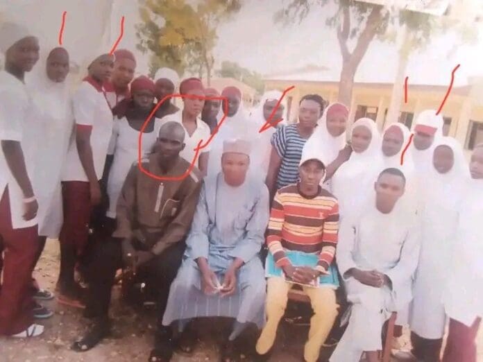 Picture of principal and some staff of the Government Girls Comprehensive Secondary School, Maga, in Danko/Wasagu County of Kebbi State. Photo via Facebook.