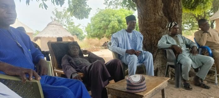 Community leaders in Takum Holding a meeting with religious cleric telling explain the situation of things. Photo by TruthNigeria.