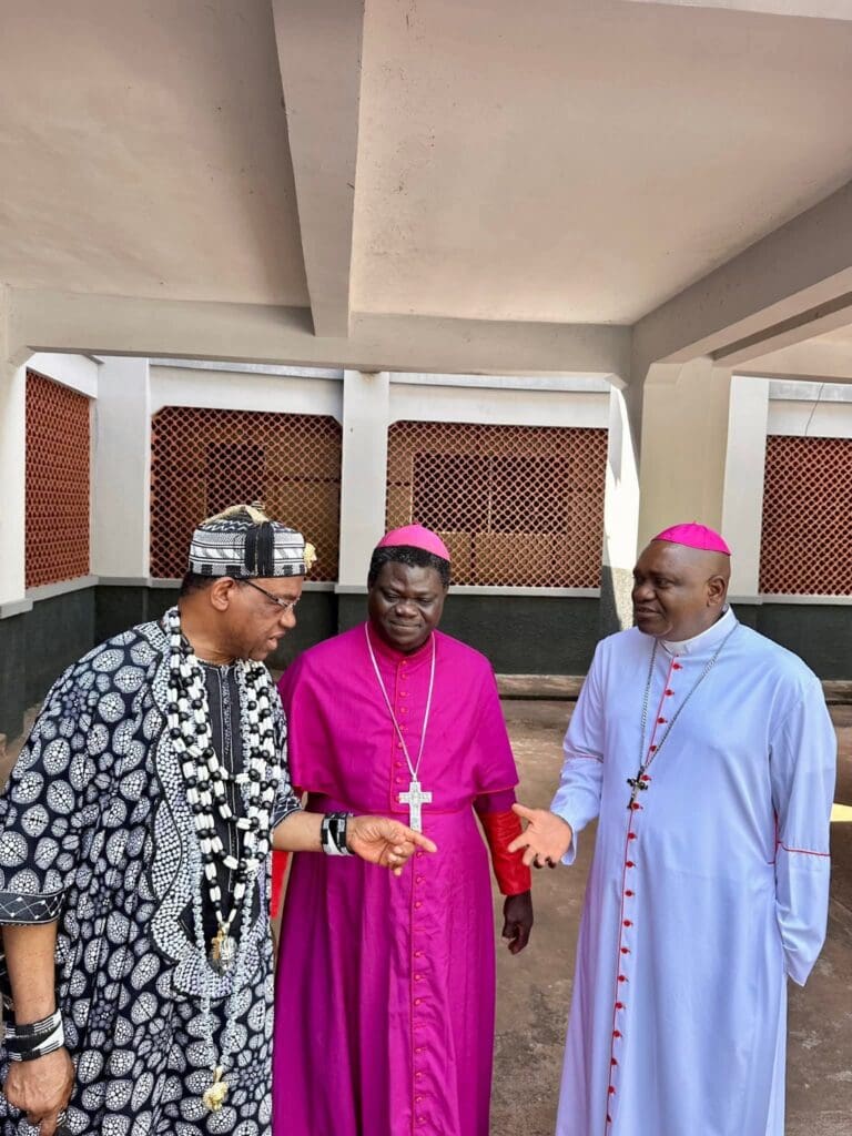 Tiv Paramount Ruler, ( the Tor Tiv) Prof James Ayatse, Bishop Anagbe of Makurdi Catholic Diocese and Bishop Dugu of Katsina-Ala Dioceses at Bishop's House Makurdi.  